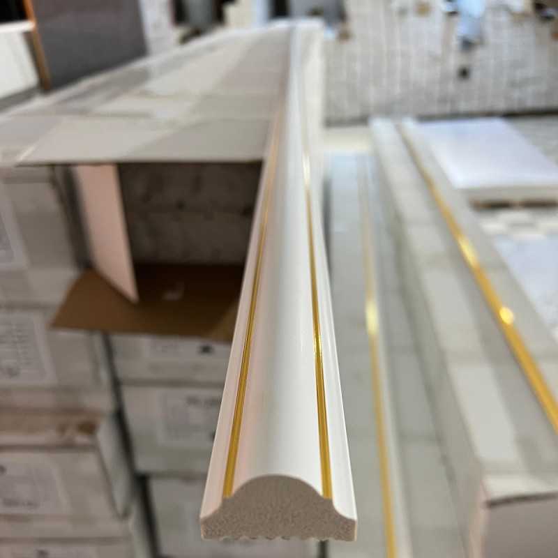 Profilé Décoratif Auto-adhésif – 6 Cm X 6,1 M – Moulure D’angle Pour Murs, Meubles, Comptoirs – Blanc, Peignable