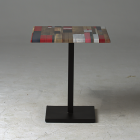 TABLE SQUARE ISOTOP OU HPL CARRÉE 70/70 CM EN TUNISIE

Table en isotop / HPL avec socle en acier peint